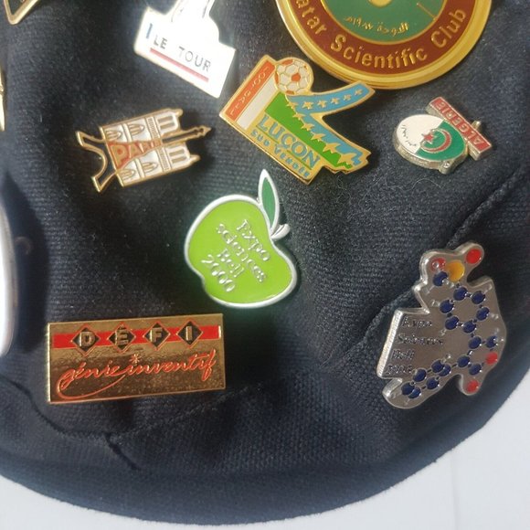 Vintage Pins LOT all Over the World 1998 CWSF Canada Wide Science Fair on Hat - Picture 11 of 15